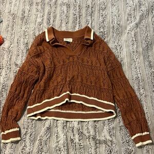 Universal Thread Brown V-Neck Sweater